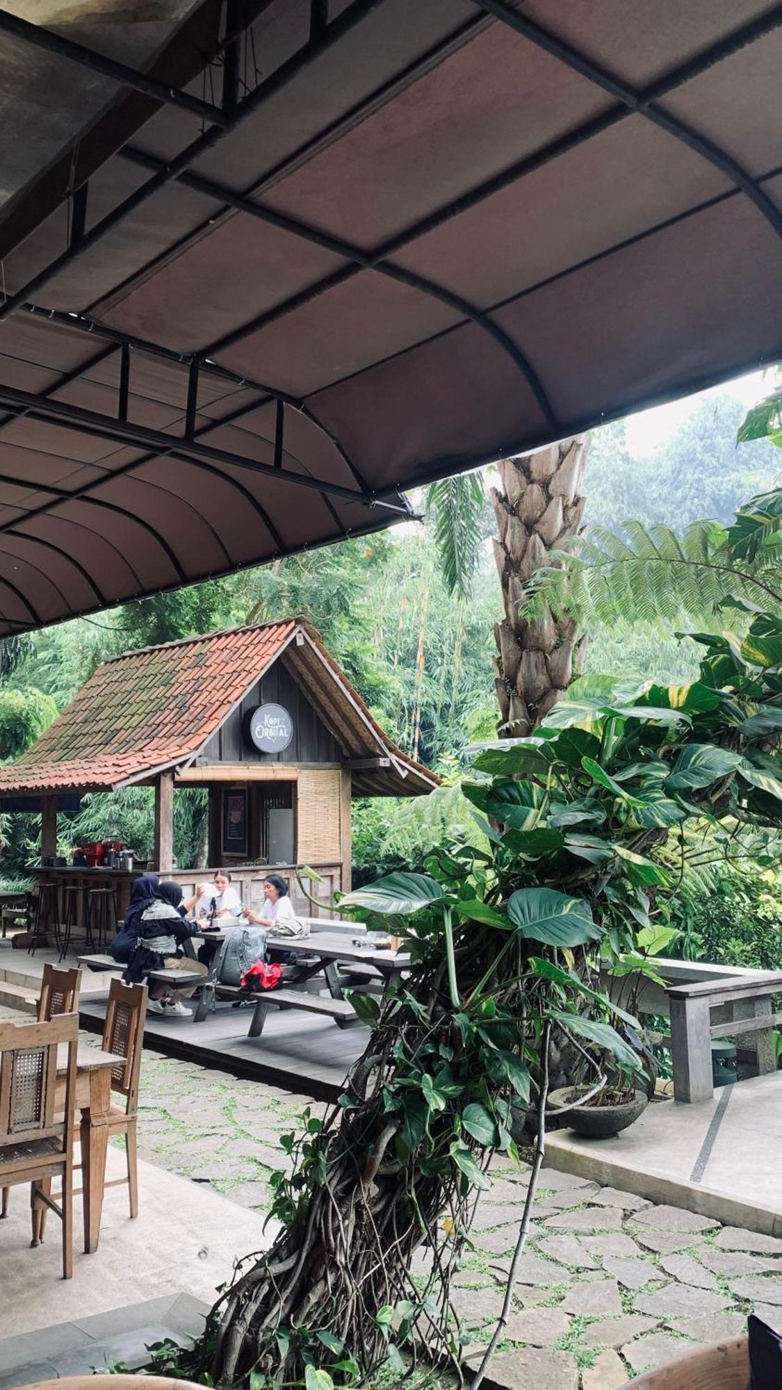 Uma Gati Aparthotel Cimenyan Luaran gambar